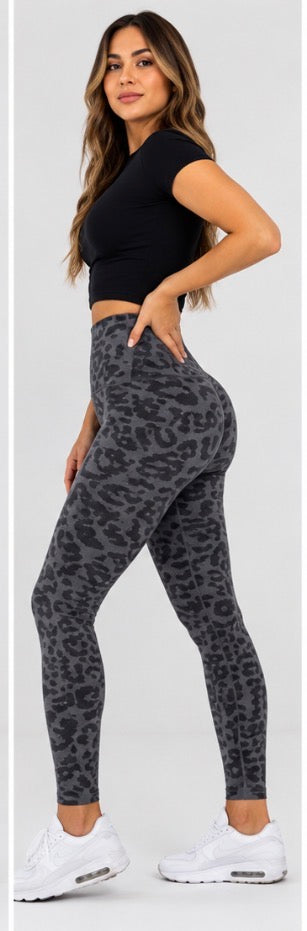 PRINTED PANTS